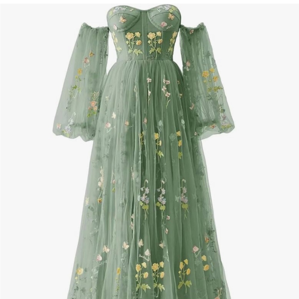 SoDigne Gown